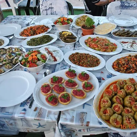 Oda ve Kahvaltı Uysal 3*