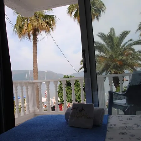 Oda ve Kahvaltı Uysal 3*