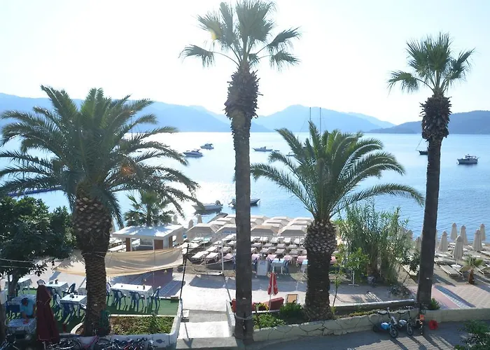 Uysal 3* Μαρμαρίς