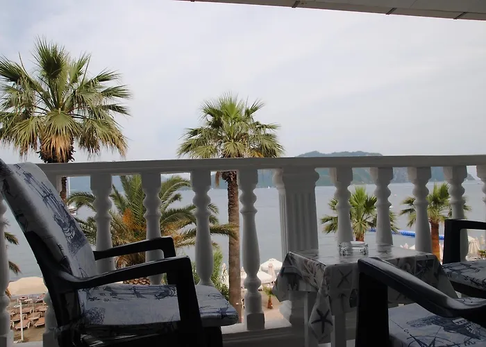 Uysal Bed and Breakfast 3*