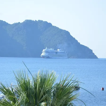 Uysal 3* 말마리스