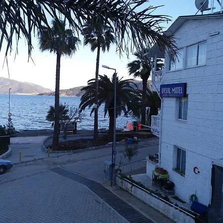 Bed and breakfast Uysal 3*