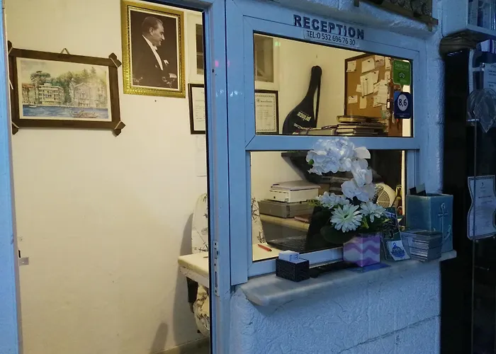 Uysal Oda ve Kahvaltı