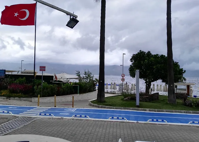 Oda ve Kahvaltı Uysal 3*